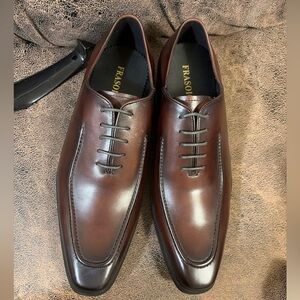 FRASOICUS Men’s Dress Shoes with Genuine Leather in Classic Brogue Elastic Band